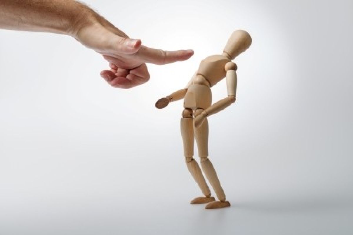 Cómo denunciar amenazas personales en Barcelona